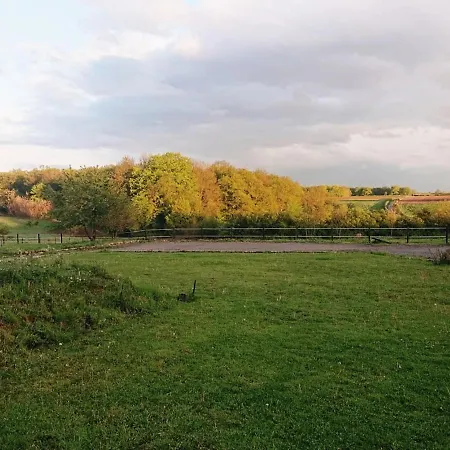 Le Domaine Du Mesnil Monterolier